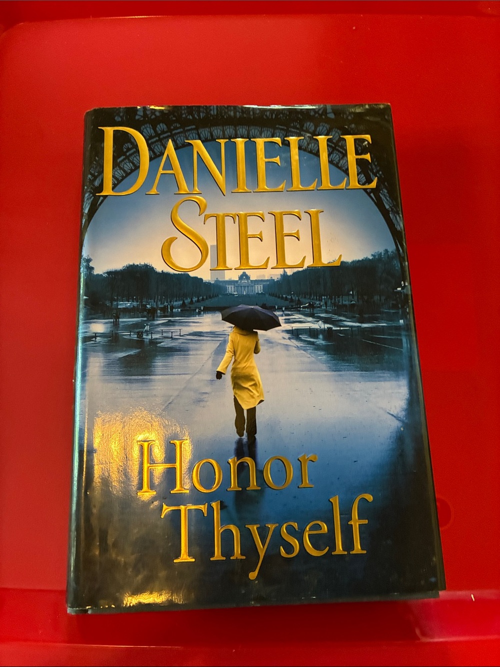Danielle Steel "Honor Thyself" Hardcover Book - Blue & Yellow Cover